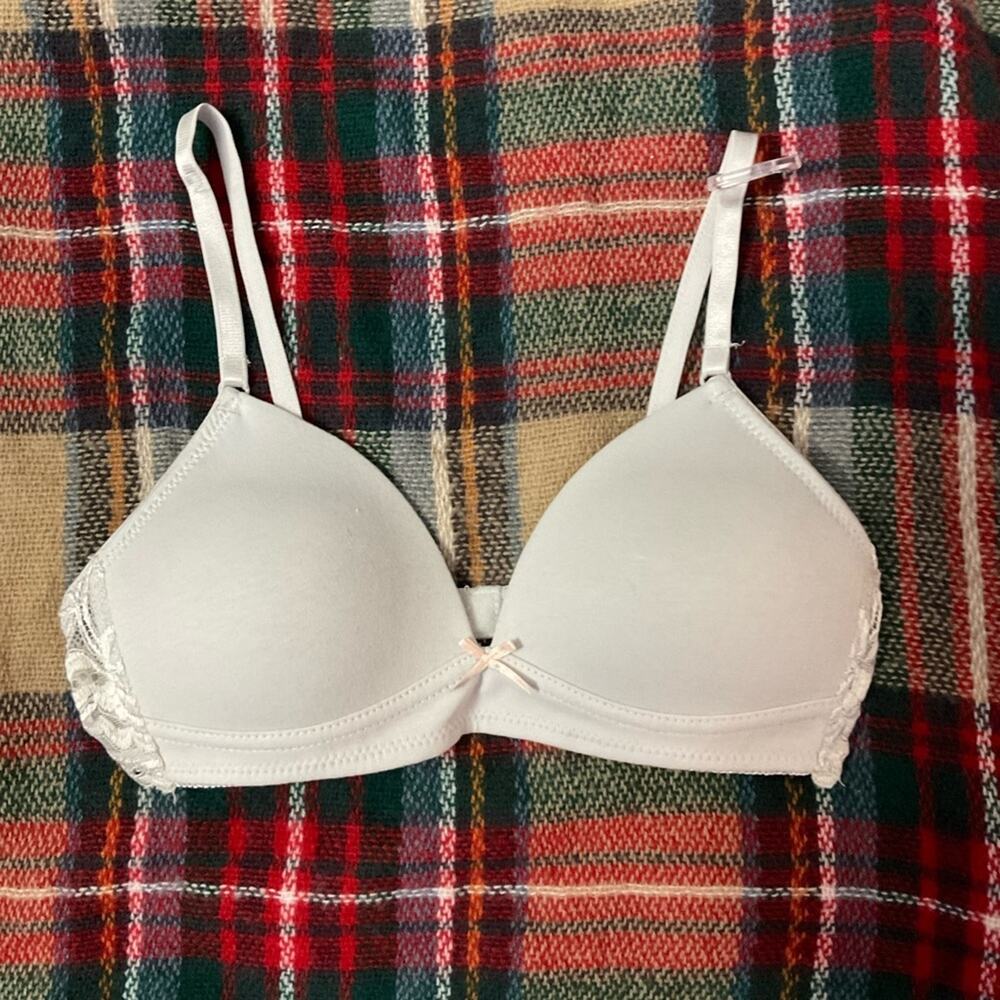 Girls Laura Ashley Gray Lace Bra 32A Soft Comfy Cozy Casual Tween Teen Youth NEW